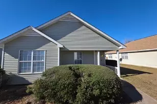 302 Kensington Cir, Warner Robins, GA 31093 - Photo 2