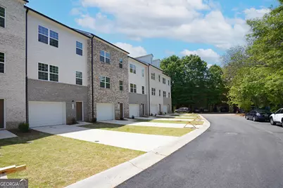 4964 Villager Lane, Stone Mountain, GA 30083 - Photo 4