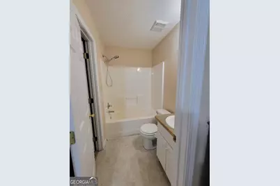 15 Twin Lakes Road, Winder, GA 30680 - Photo 6