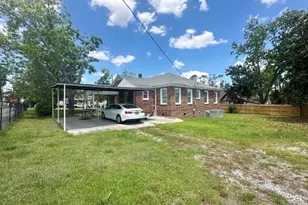327 W Church St, Swainsboro, GA 30401 - Photo 30