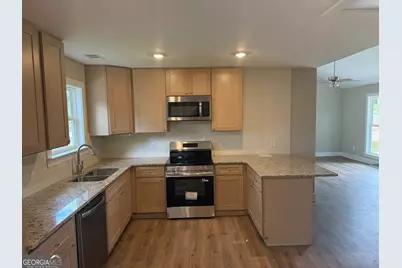 203 Fannin Street, Lagrange, GA 30240 - Photo 2