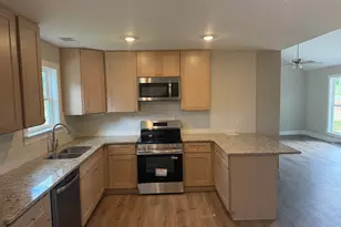 203 Fannin St, Lagrange, GA 30240 - Photo 2