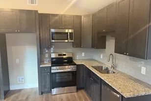 101 Cedar St, Lagrange, GA 30240 - Photo 2