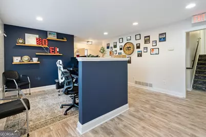 210 W Crossville Road, Roswell, GA 30075 - Photo 12