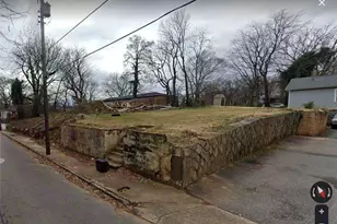 488 Vine St NW, Atlanta, GA 30318 - Photo 6