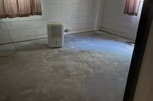 309 E Rhinehill Rd SE, Atlanta, GA 30315 - Photo 10