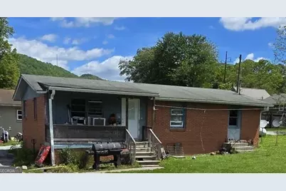 37 Erwin Street, Clayton, GA 30525 - Photo 2