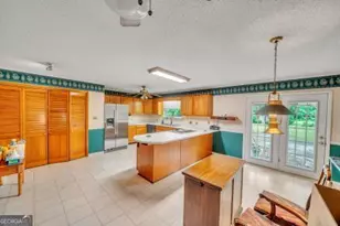 111 Roberson St, Dublin, GA 31021 - Photo 6