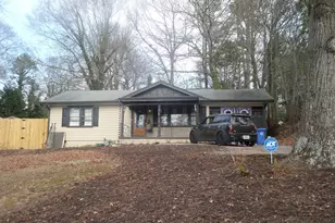 394 Christopher Dr, Gainesville, GA 30501 - Photo 1