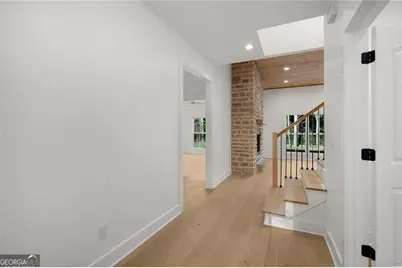 140 Cambridge Court, Calhoun, GA 30701 - Photo 2