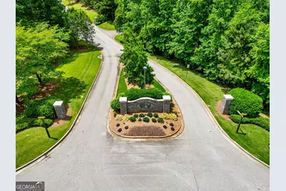 302 Willow Pointe Drive, Lagrange, GA 30240 - Photo 2