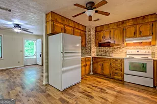 1054 Sutton Rd, Hiawassee, GA 30546 - Photo 16