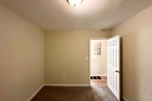 4366 Glenwood Pkwy, Decatur, GA 30032 - Photo 10