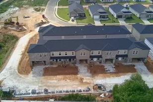 310 Beau Claire Cir, Byron, GA 31008 - Photo 32