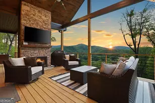 312 Covered Bridge Ln, Blue Ridge, GA 30513 - Photo 2