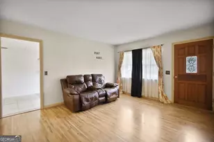 985 7 Oaks Rd, Jesup, GA 31546 - Photo 8