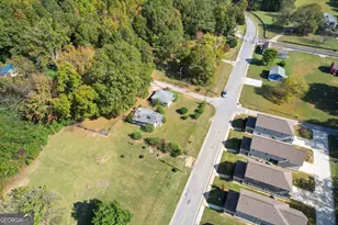 21 Elm St, Hampton, GA 30228 - Photo 10