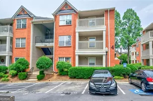 4106 Chastain Park Ct NE, Atlanta, GA 30342 - Photo 2