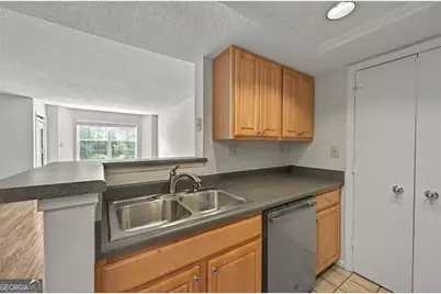 4106 Chastain Park Court NE, Atlanta, GA 30342 - Photo 16