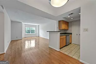 4106 Chastain Park Ct NE, Atlanta, GA 30342 - Photo 14