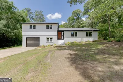 216 Randall Drive, Warner Robins, GA 31088 - Photo 2