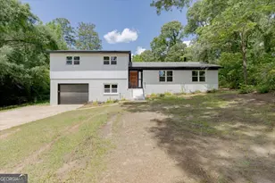 216 Randall Dr, Warner Robins, GA 31088 - Photo 2