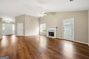 90 Courtyard Ln, Newnan, GA 30265 - Photo 6