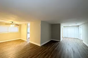 310 Flagstone Dr SW, Atlanta, GA 30331 - Photo 4