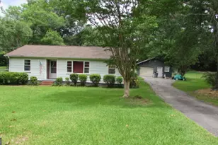 215 Poplar Cir, Lagrange, GA 30241 - Photo 2