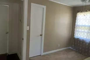 215 Poplar Cir, Lagrange, GA 30241 - Photo 18