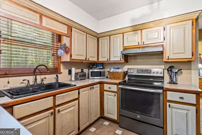 150 Wilbanks Street, Buford, GA 30518 - Photo 32