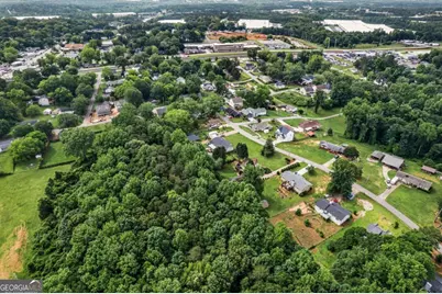 140 Wilbanks Street, Buford, GA 30518 - Photo 6