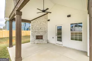 212 Meadows Ln, Bonaire, GA 31005 - Photo 32