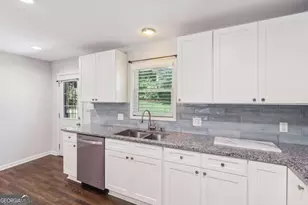 1652 Detroit Ave NW, Atlanta, GA 30314 - Photo 8