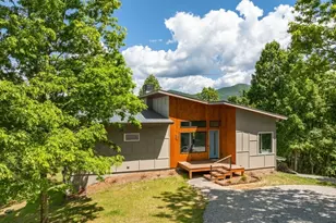 209 Brannon Rdg, Young Harris, GA 30582 - Photo 2