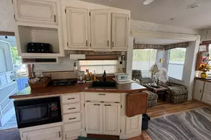 1031 Mountain Shadows Dr, Cleveland, GA 30528 - Photo 14