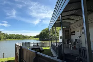 1031 Mountain Shadows Dr, Cleveland, GA 30528 - Photo 2
