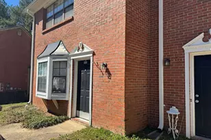1758 Cannonball Ct, Lawrenceville, GA 30044 - Photo 2