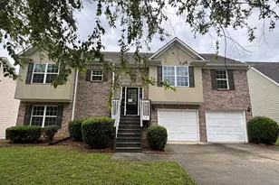 4069 Savannah Ridge Ct, Loganville, GA 30052 - Photo 2