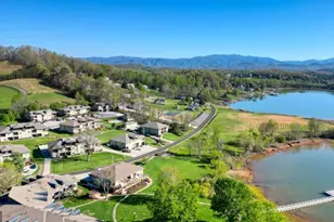 1688 Lakeview Dr, Young Harris, GA 30582 - Photo 32