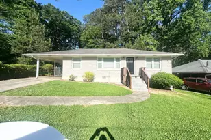 2469 Baywood Dr SE, Atlanta, GA 30315 - Photo 2