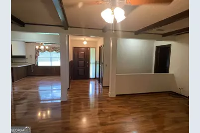 404 S Baker Street, Glennville, GA 30427 - Photo 6