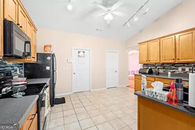 2827 Summit Parkway SW, Atlanta, GA 30331 - Photo 12