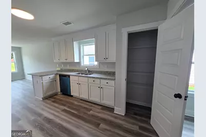 71 Charlie Way #18, Winder, GA 30680 - Photo 2