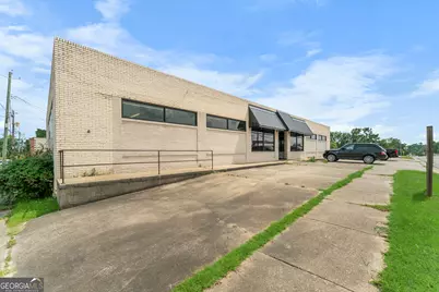 201 W Moring Street, Swainsboro, GA 30401 - Photo 2