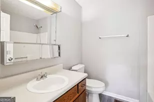 2049 Charter Ln, Lithonia, GA 30058 - Photo 18