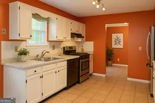 3255 Hunters Crossing Point, Lithonia, GA 30038 - Photo 6