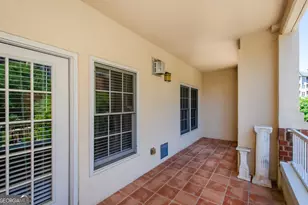 211 Colonial Homes Dr NW, Atlanta, GA 30309 - Photo 12