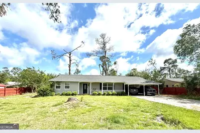 44 Kersey Street, Hazlehurst, GA 31539 - Photo 2