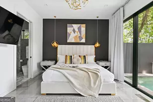 818 Verner St NW, Atlanta, GA 30318 - Photo 12